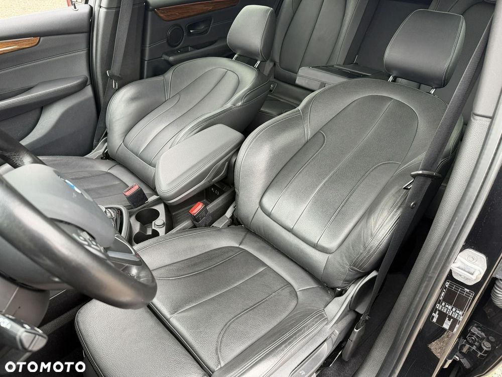 BMW Seria 2 220i Luxury Line - 27