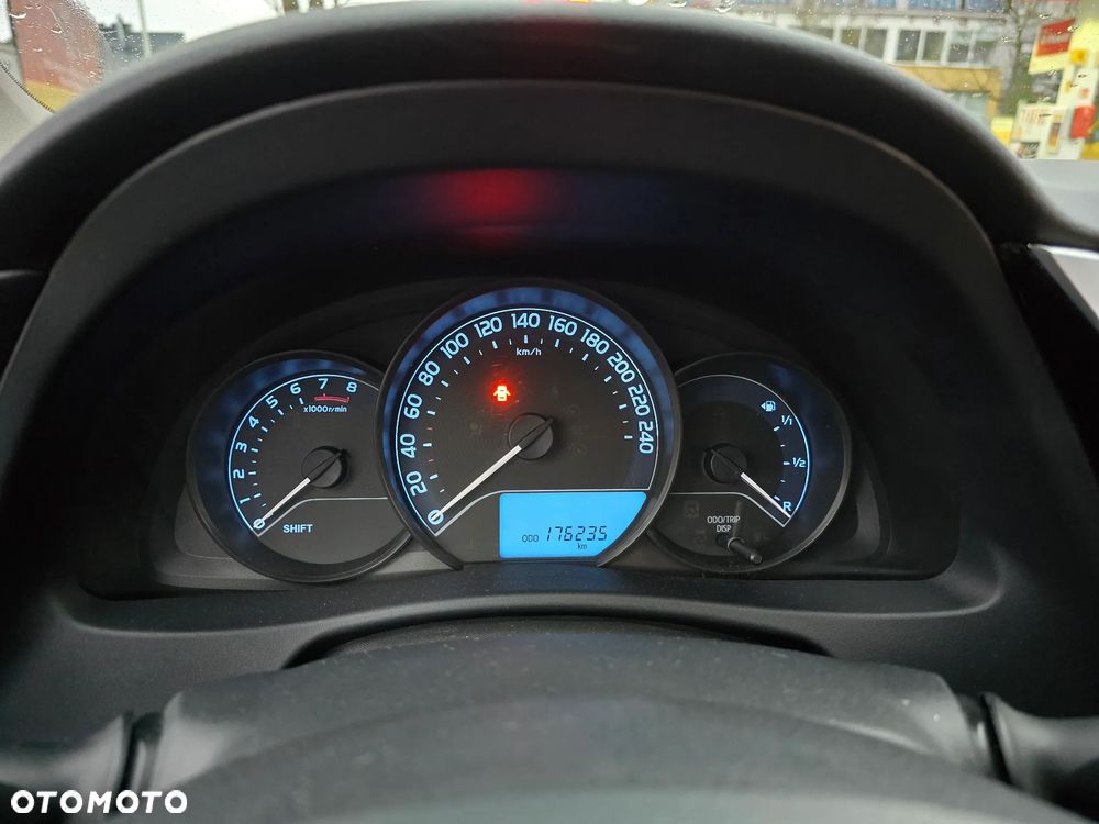 Toyota Auris 1.6 Active - 5
