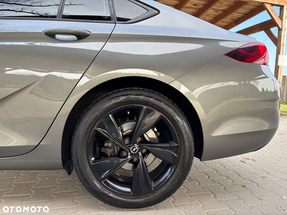 Opel Insignia 1.6 (118g) Business Innovation - 12