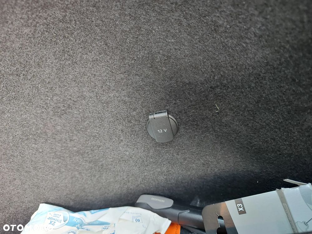 Volkswagen Golf - 27