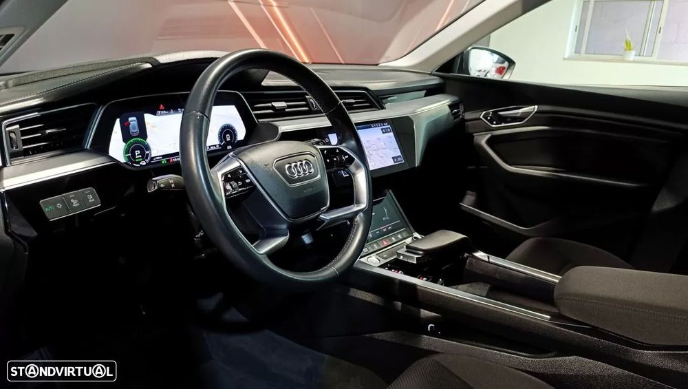Audi e-tron 55 quattro Advanced - 27