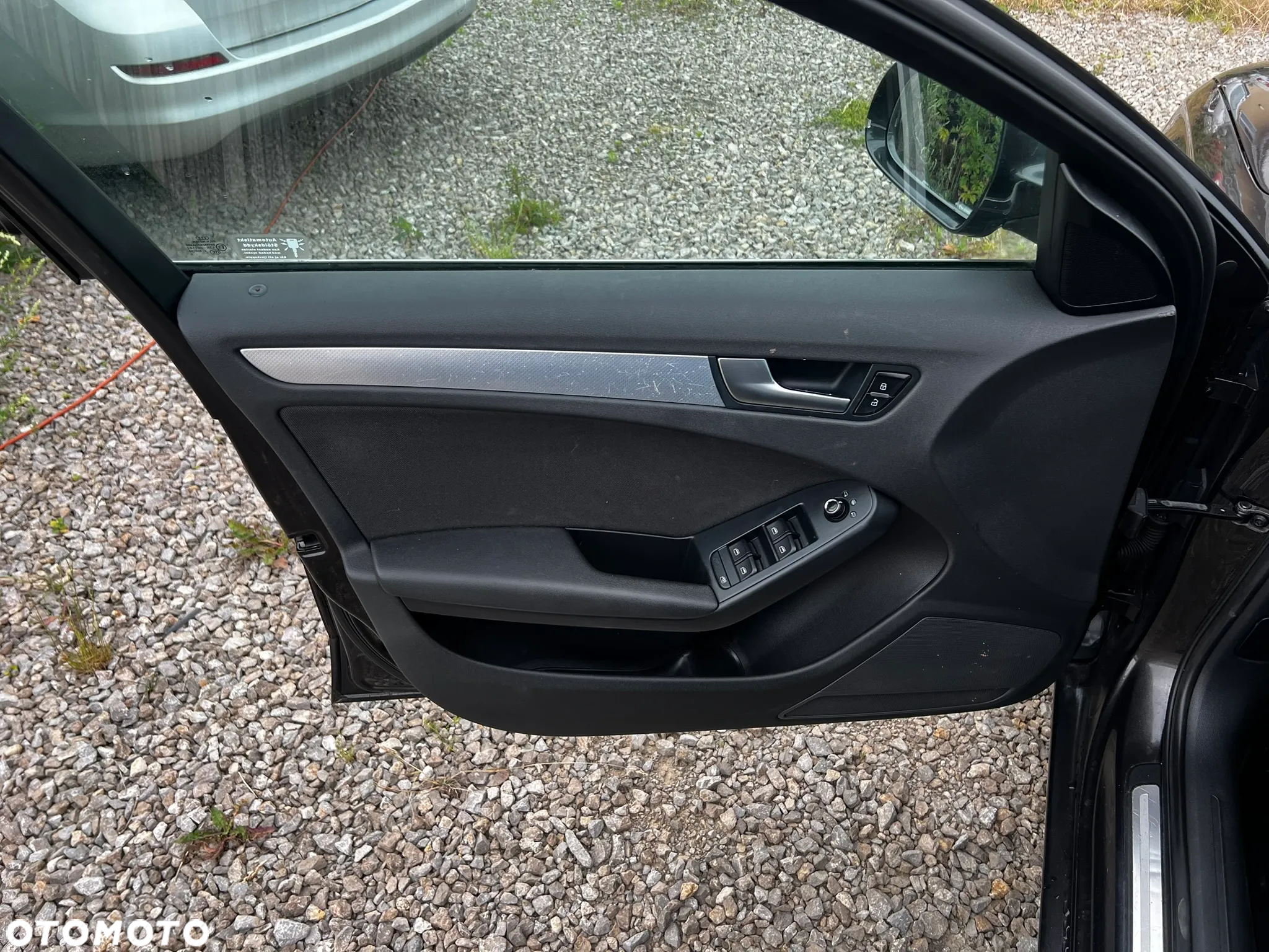 Audi A4 Avant 2.0 TDI DPF quattro Attraction - 26