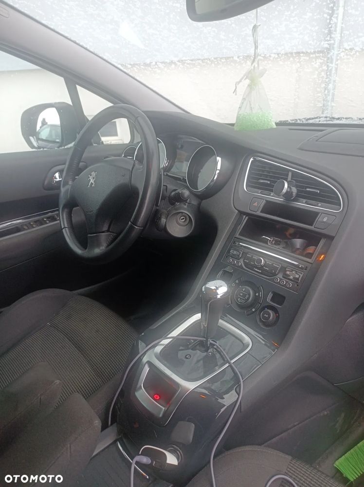 Peugeot 5008 e-HDI 115 ETG6 Stop&Start Allure - 13