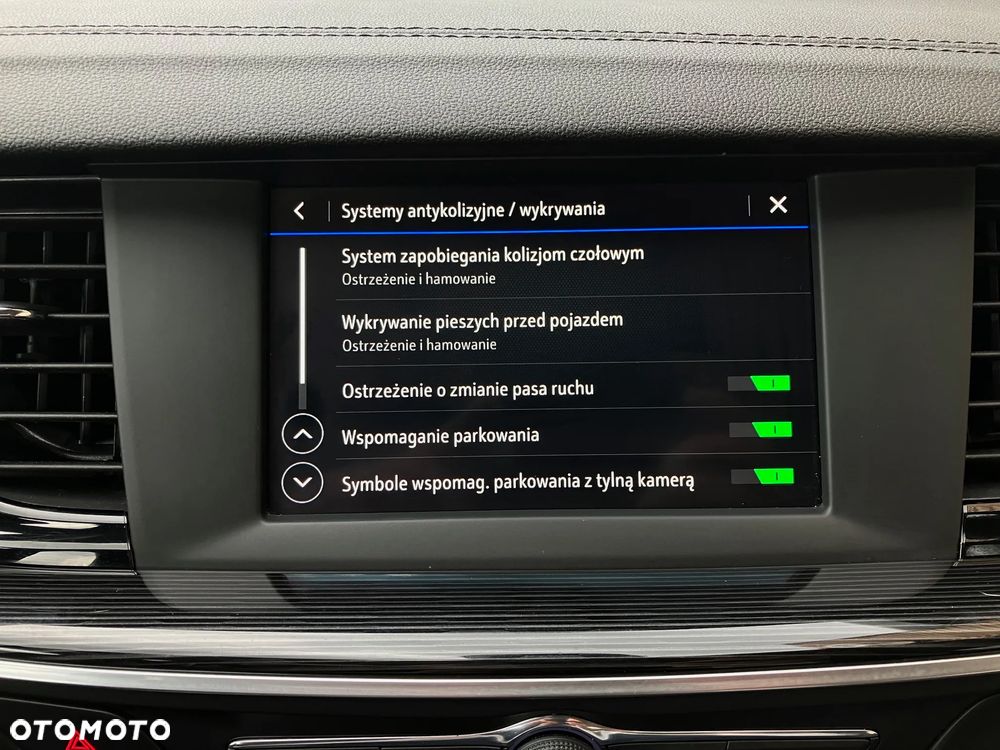 Opel Insignia 1.6 CDTI Innovation S&S Eco - 28