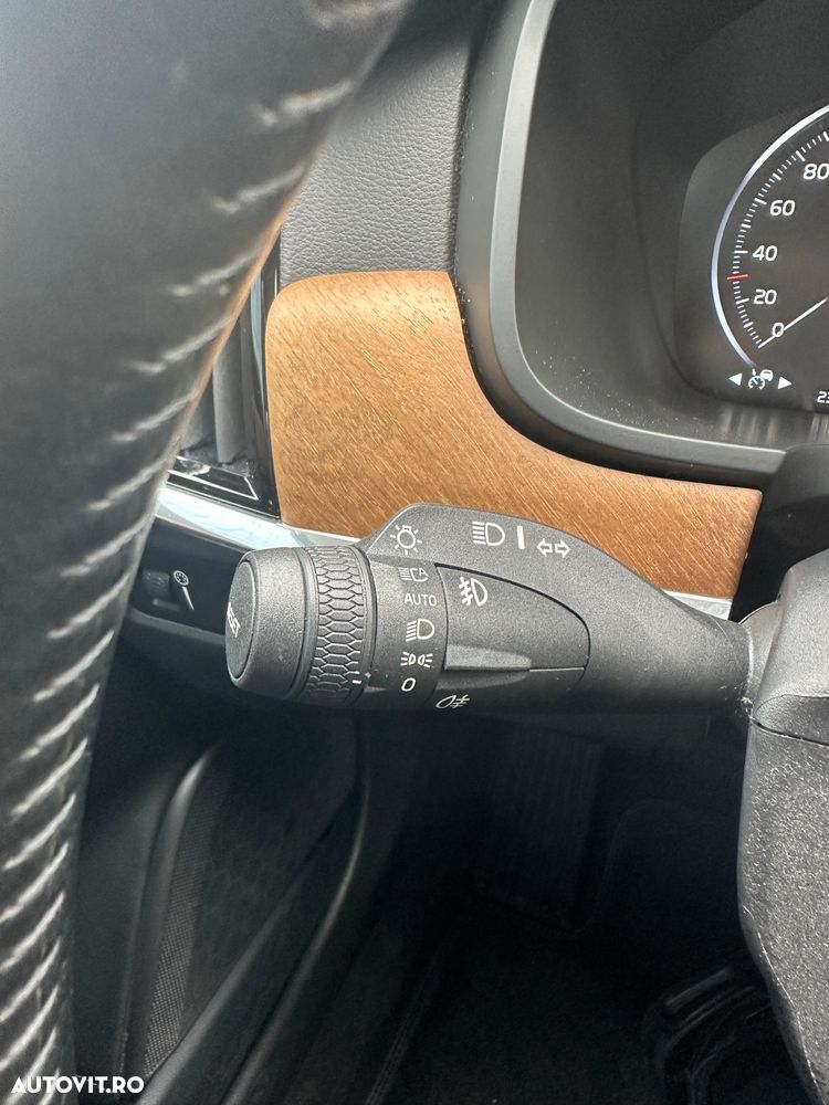 Volvo V90 D5 AWD Geartronic Inscription - 21