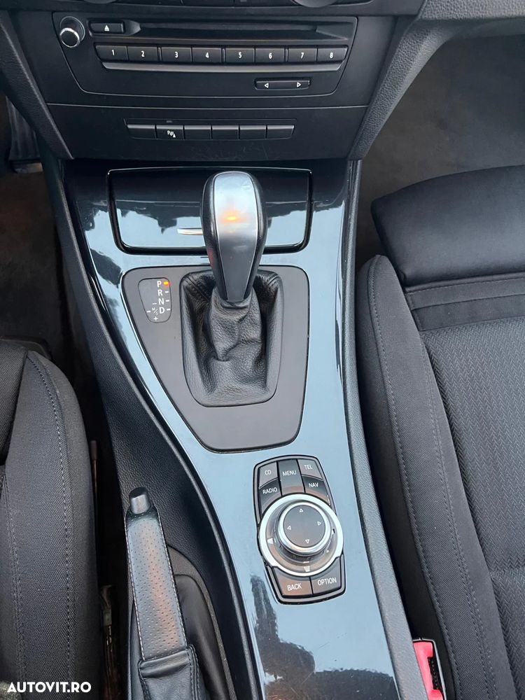 BMW Seria 3 320d Aut. - 14