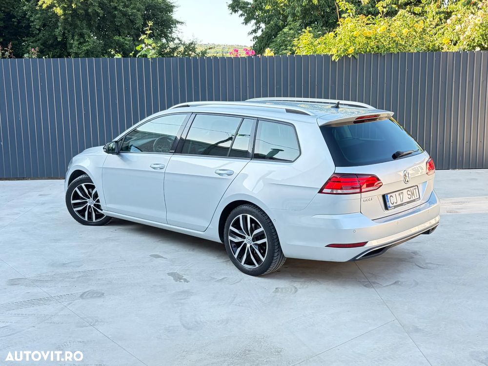 Volkswagen Golf 2.0 TDI SCR DSG IQ.DRIVE - 3