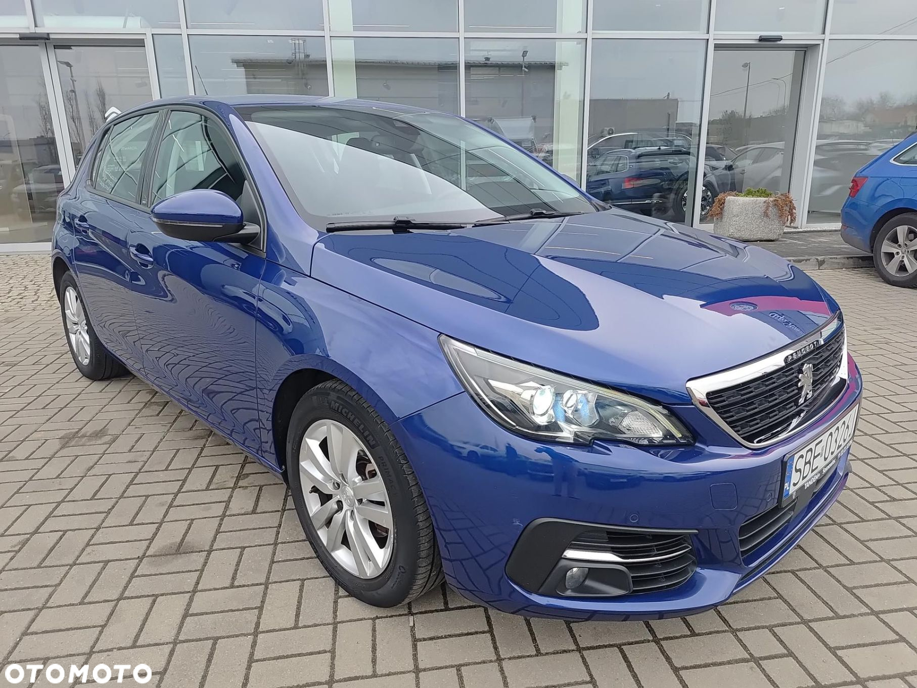 Peugeot 308 1.2 PureTech Active Pack S&S EAT8 - 6