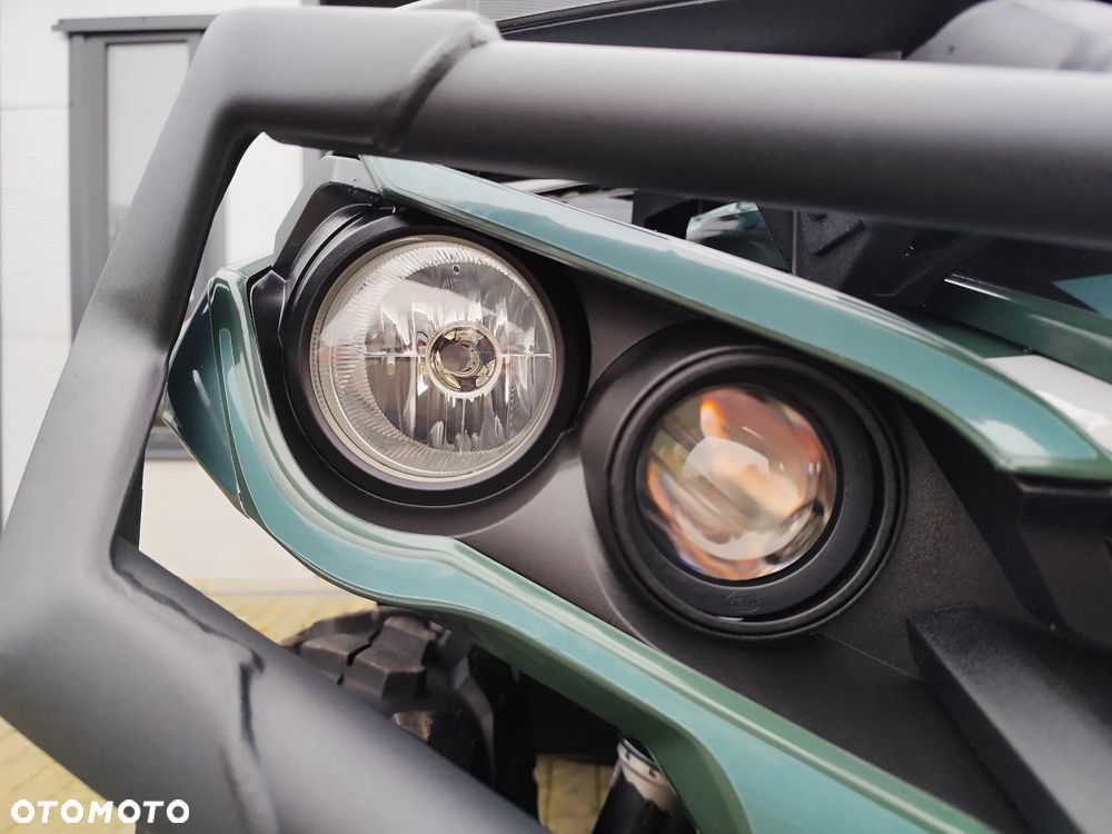 Can-Am Outlander - 12