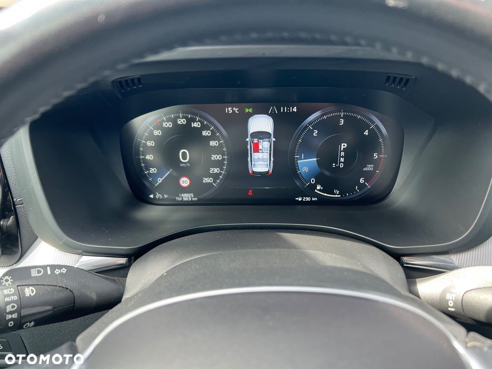 Volvo XC 60 D3 Drive-E R-Design Momentum - 31