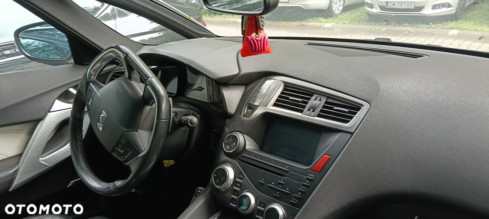Citroën DS5 2.0 HDi Hybrid4 SportChic MCP - 11