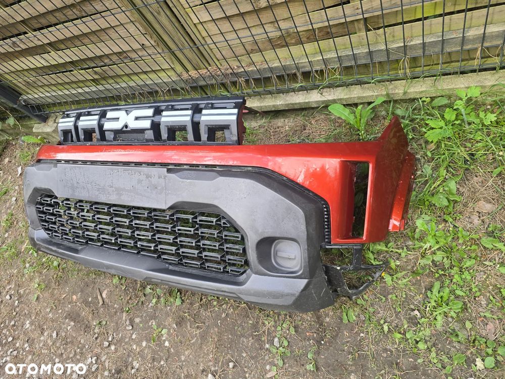 Dacia duster III lift IV zderzak przód ładny oryginał - 2