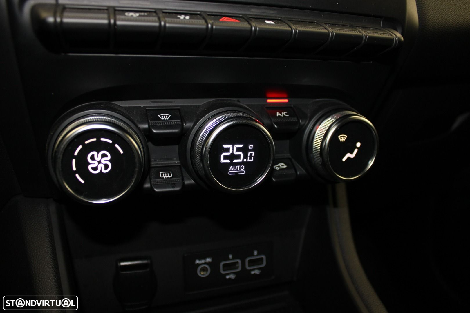 Renault Captur 1.0 TCe Techno - 21