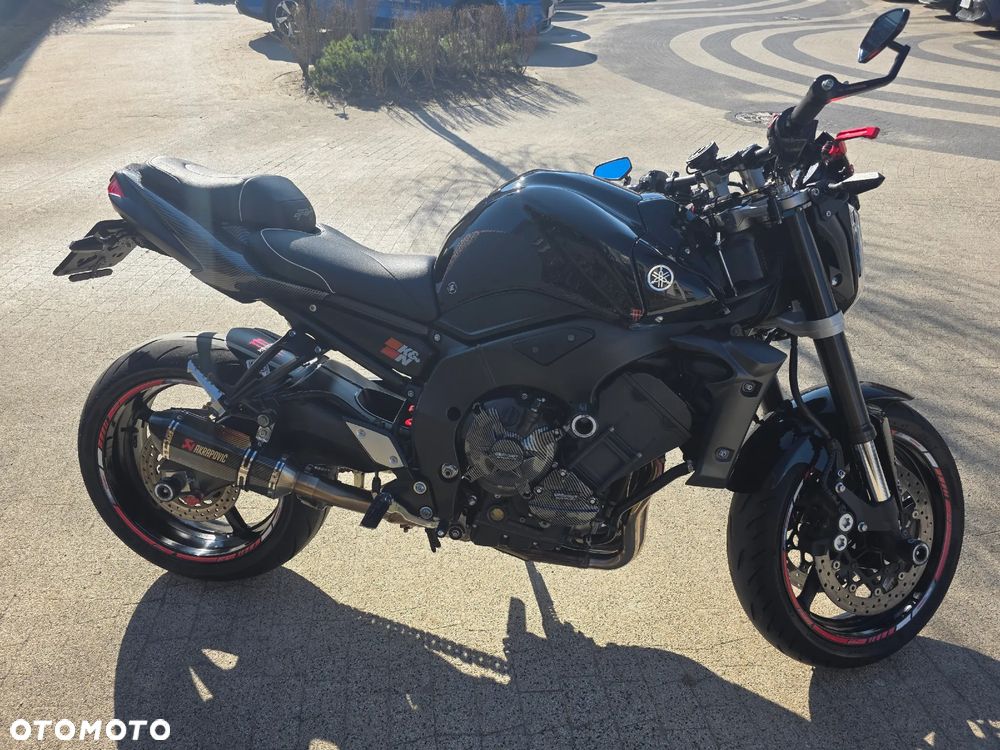 Yamaha FZ - 2