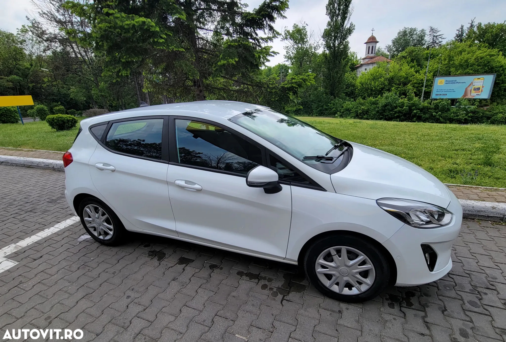 Ford Fiesta 1.5 TDCi S&S TITANIUM - 4