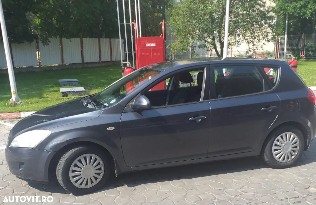 Kia Ceed Cee'd 1.4 GSL BEST - 2