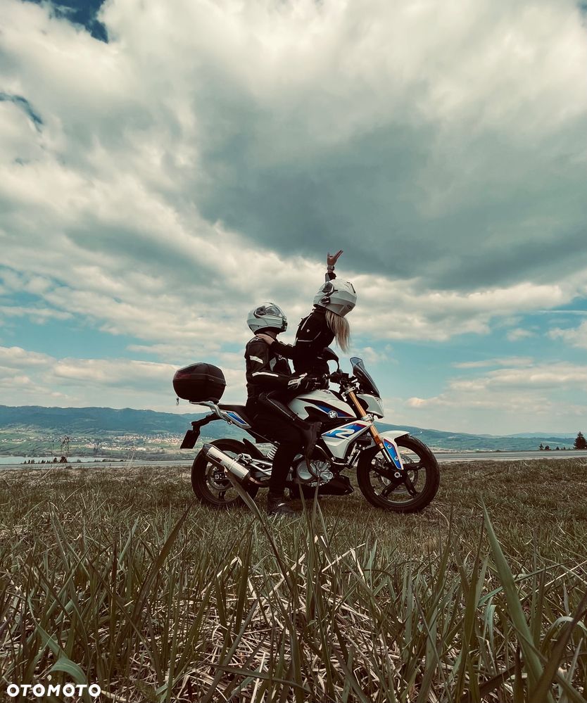 BMW G - 10