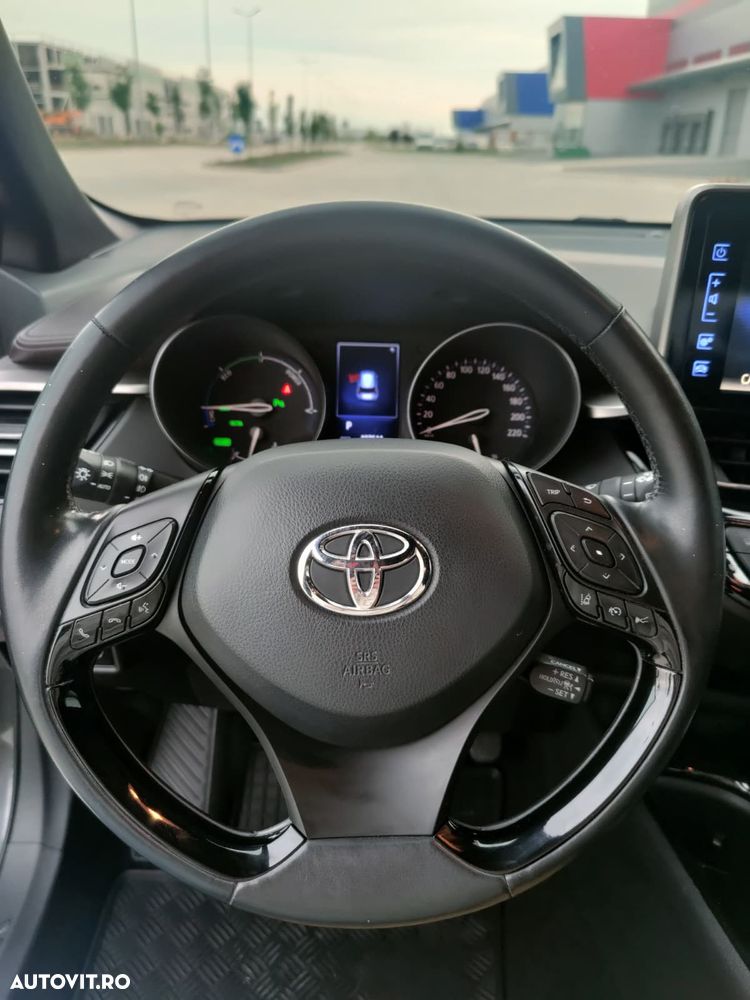 Toyota C-HR - 7