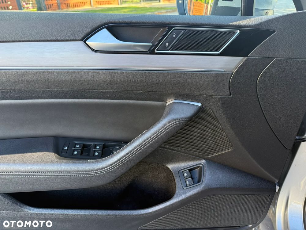 Volkswagen Passat 1.4 TSI Plug-In Hybrid GTE DSG - 28