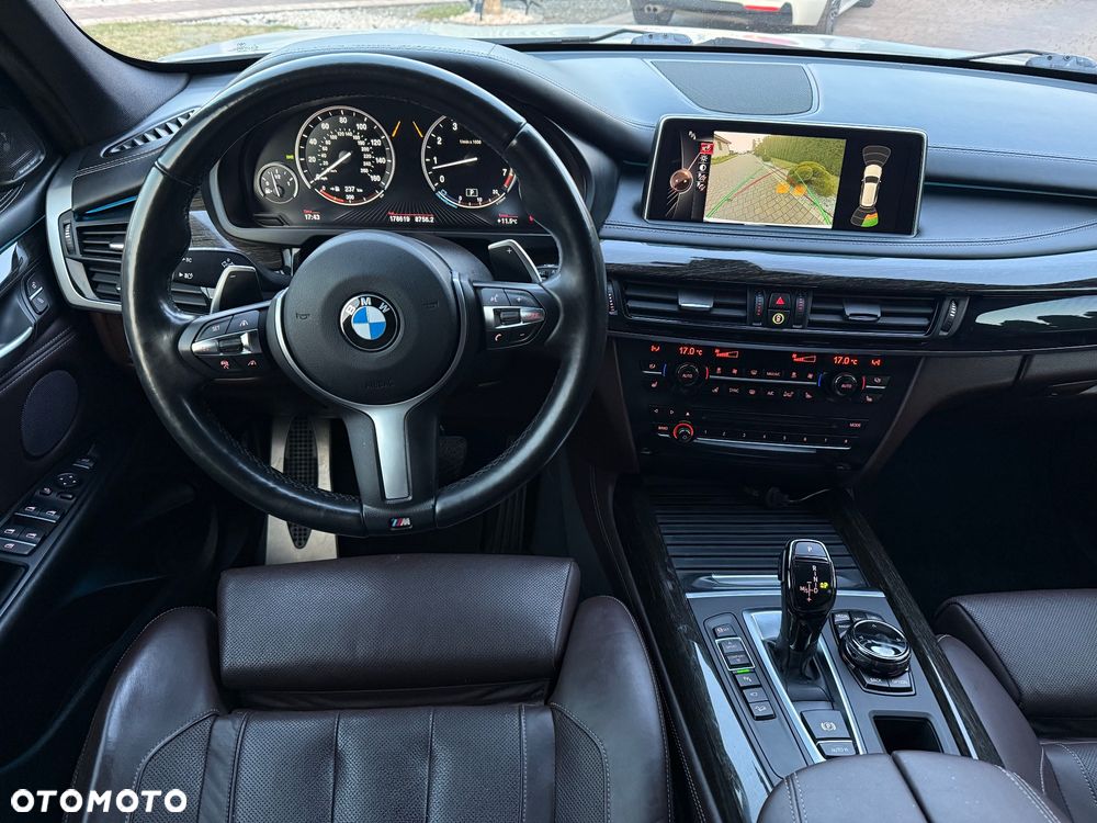 BMW X5 xDrive50i Sport-Aut - 17