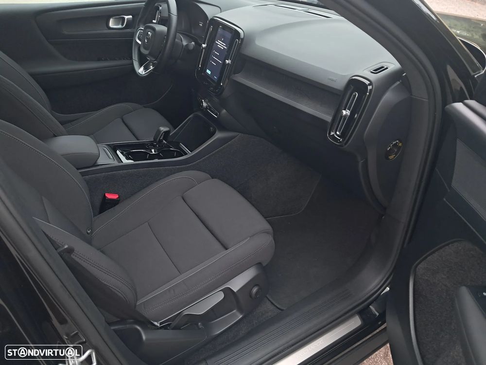 Volvo C40 Recharge Core - 12