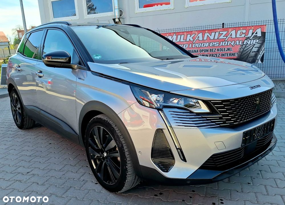 Peugeot 3008 225 e-EAT8 GT