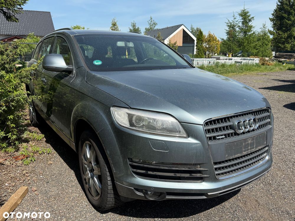Audi Q7 - 2