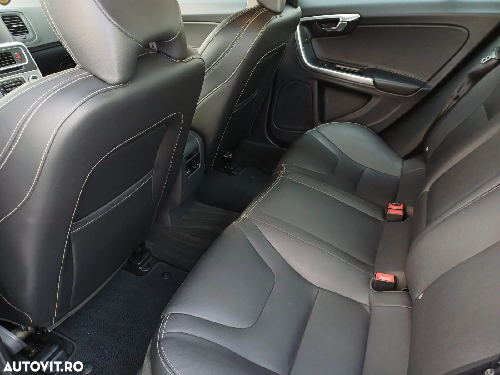 Volvo S60 D3 Summum - 15