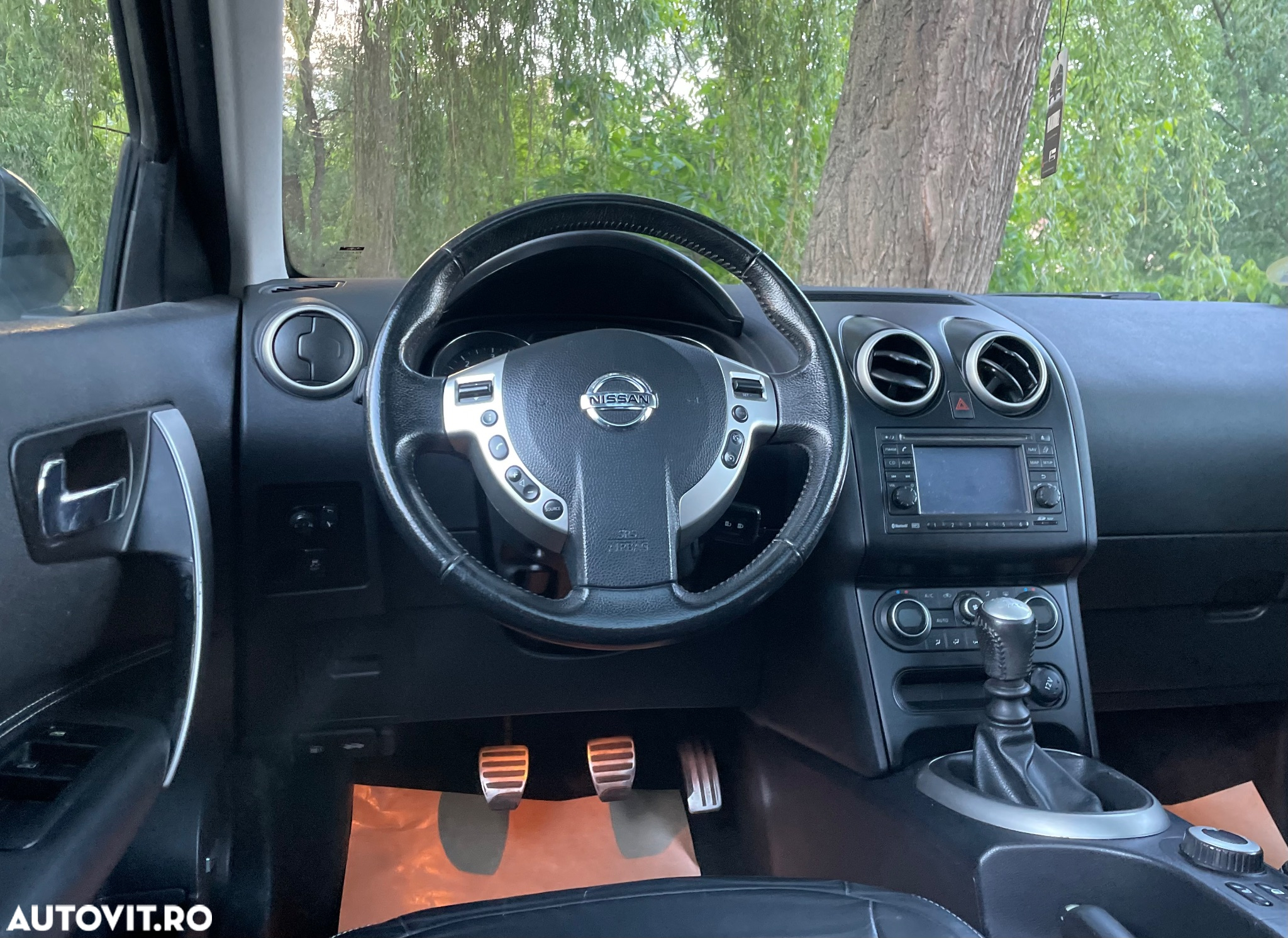 Nissan Qashqai 1.6 DCI 4 x 4 DPF Start/Stop tekna - 10