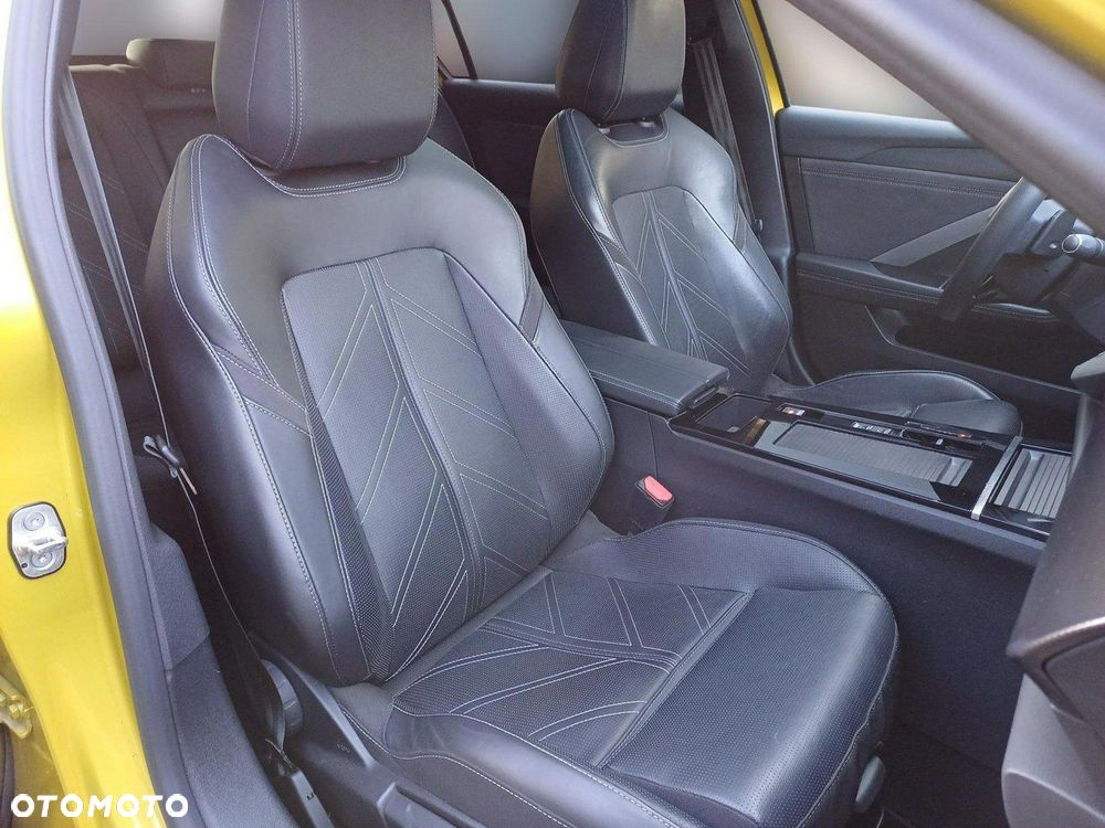 Opel Astra 1.6 T Plug-in Hybrid Ultimate - 14