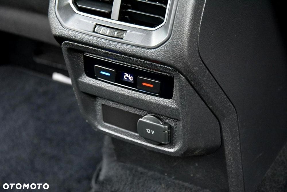 Volkswagen Tiguan - 30