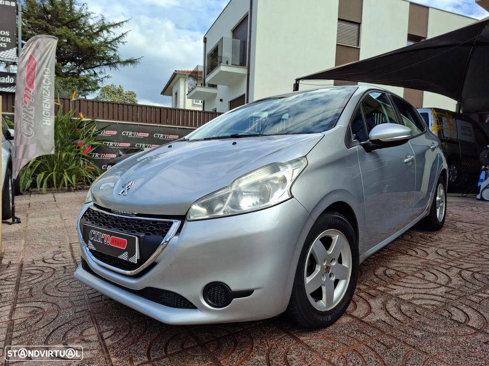 Peugeot 208 82 VTI Style - 1