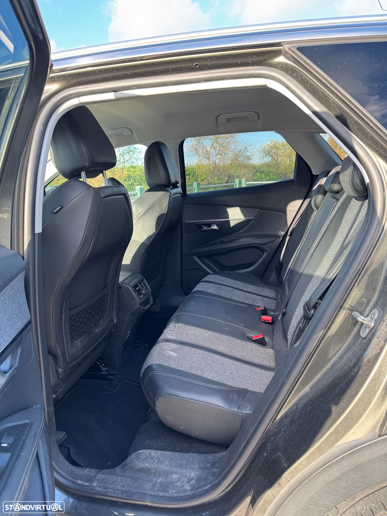 Peugeot 3008 - 12