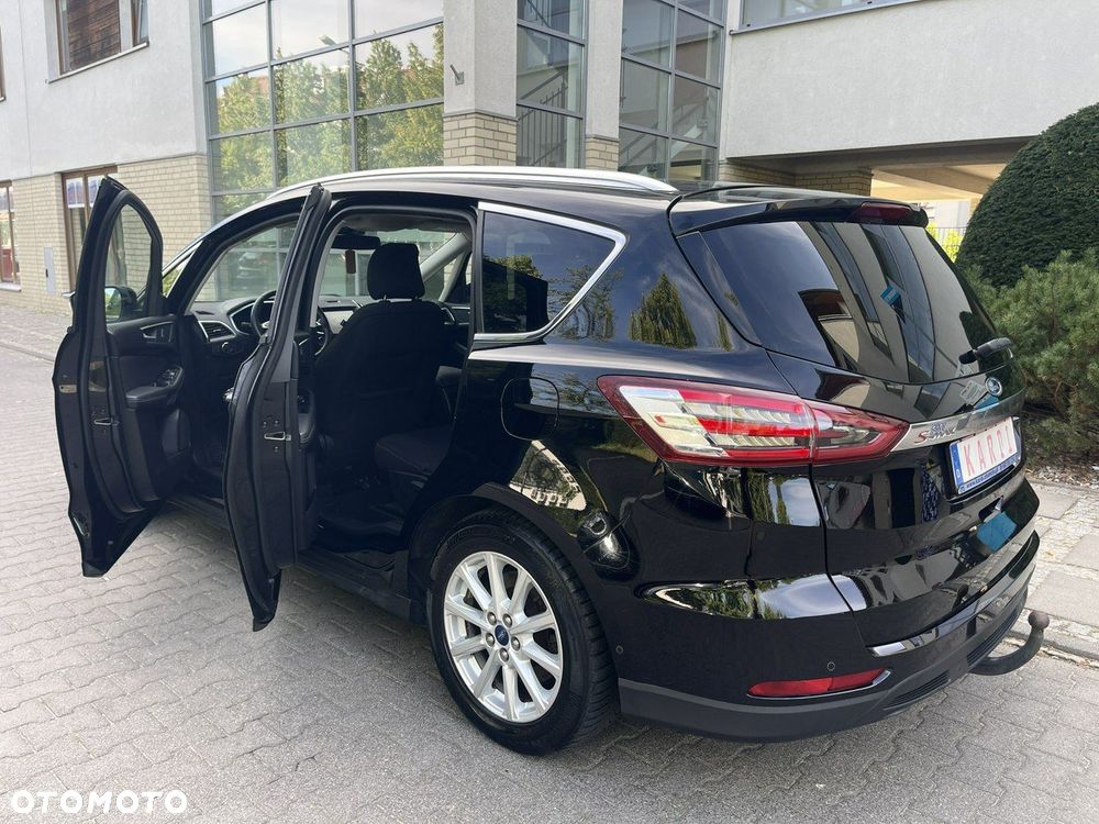 Ford S-Max - 15
