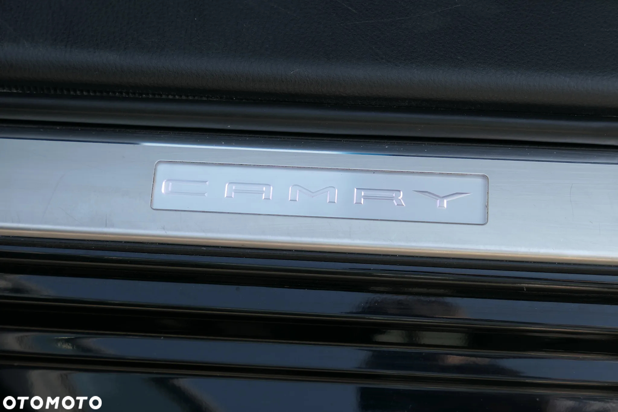 Toyota Camry - 24