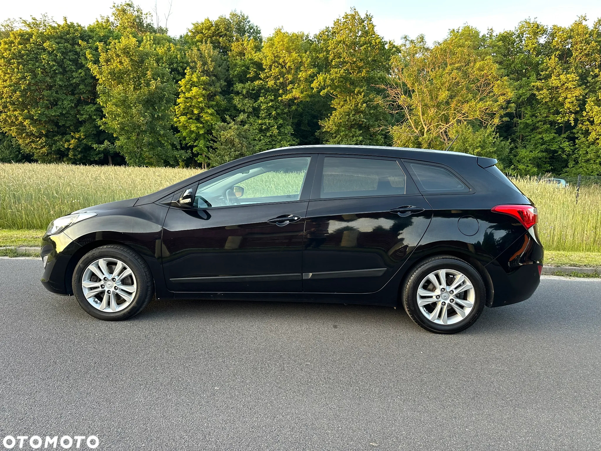 Hyundai i30 i30cw 1.6 Fifa World Cup Edition - 9