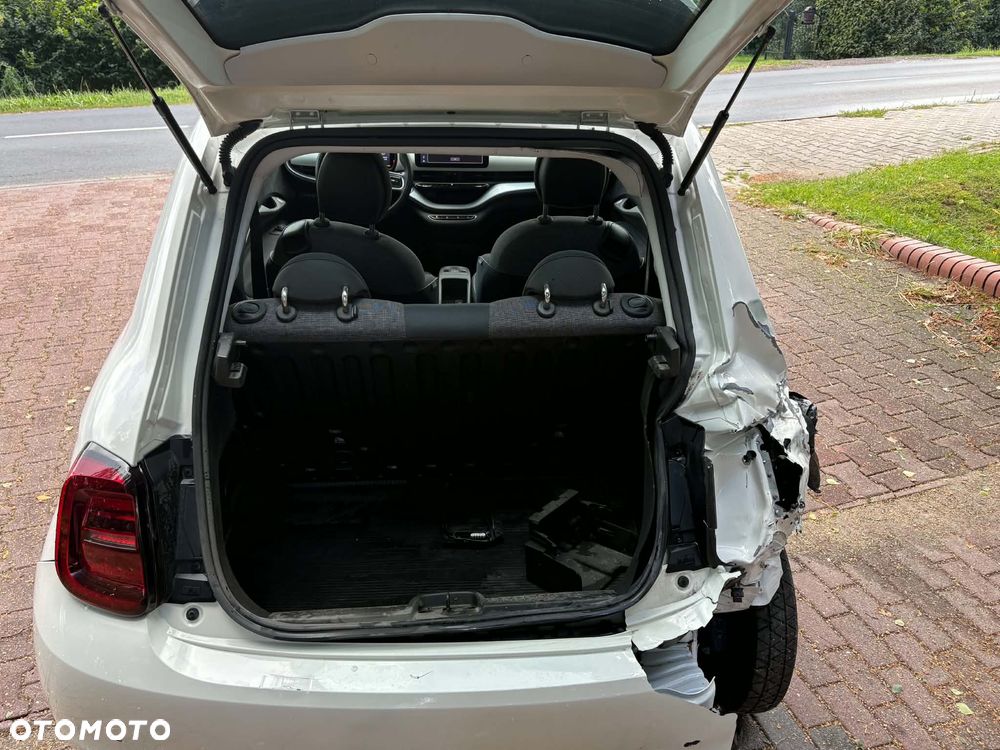 Fiat 500e - 19