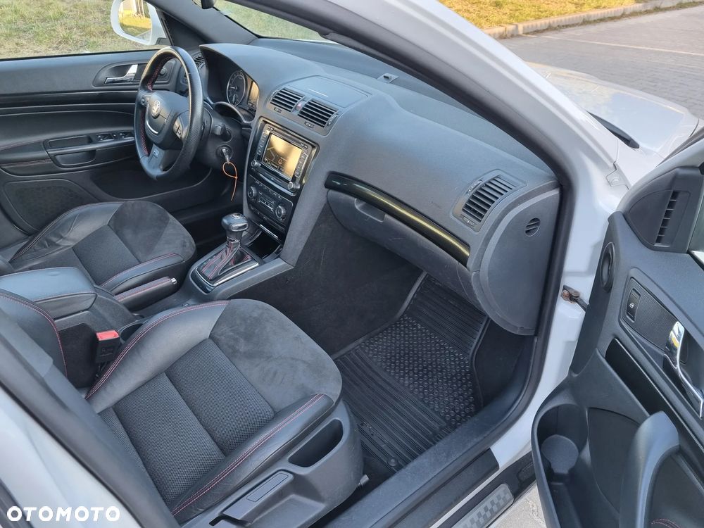Skoda Octavia - 14