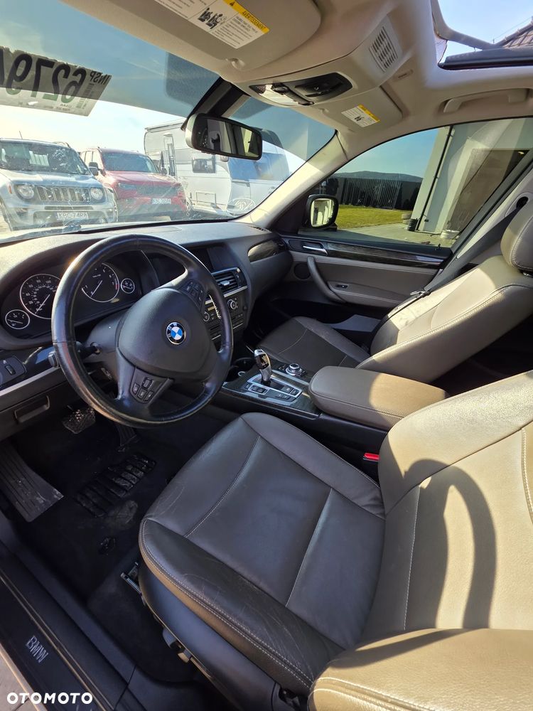 BMW X3 xDrive28i Advantage - 8