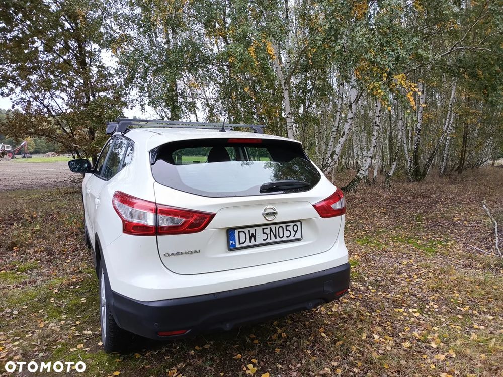 Nissan Qashqai 1.2 DIG-T N-Connecta EU6 - 4