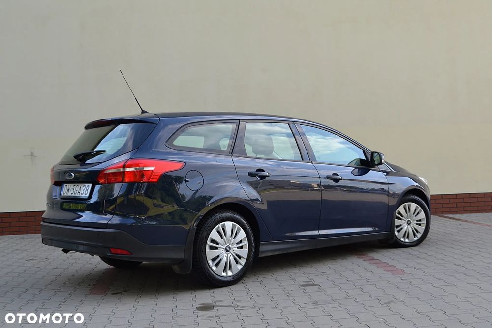 Ford Focus 1.5 TDCi Trend - 16