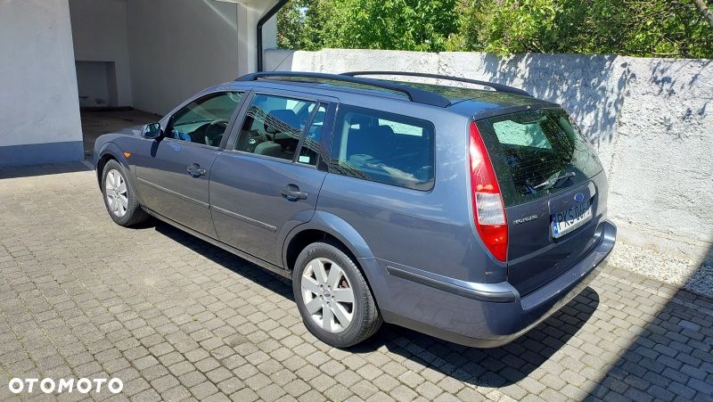 Ford Mondeo 2.0 TDDi Ambiente - 6