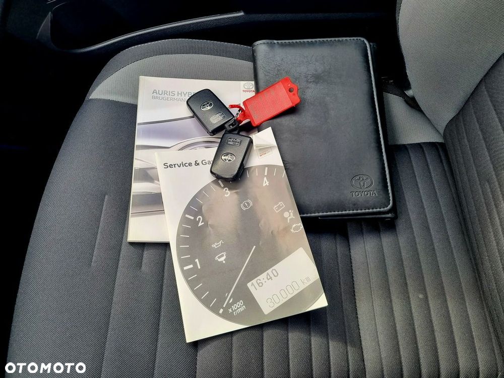 Toyota Auris Hybrid 135 Comfort - 21