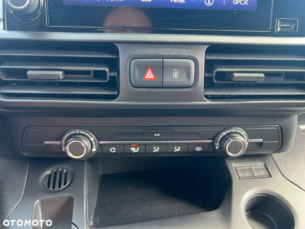 Toyota Proace City - 24