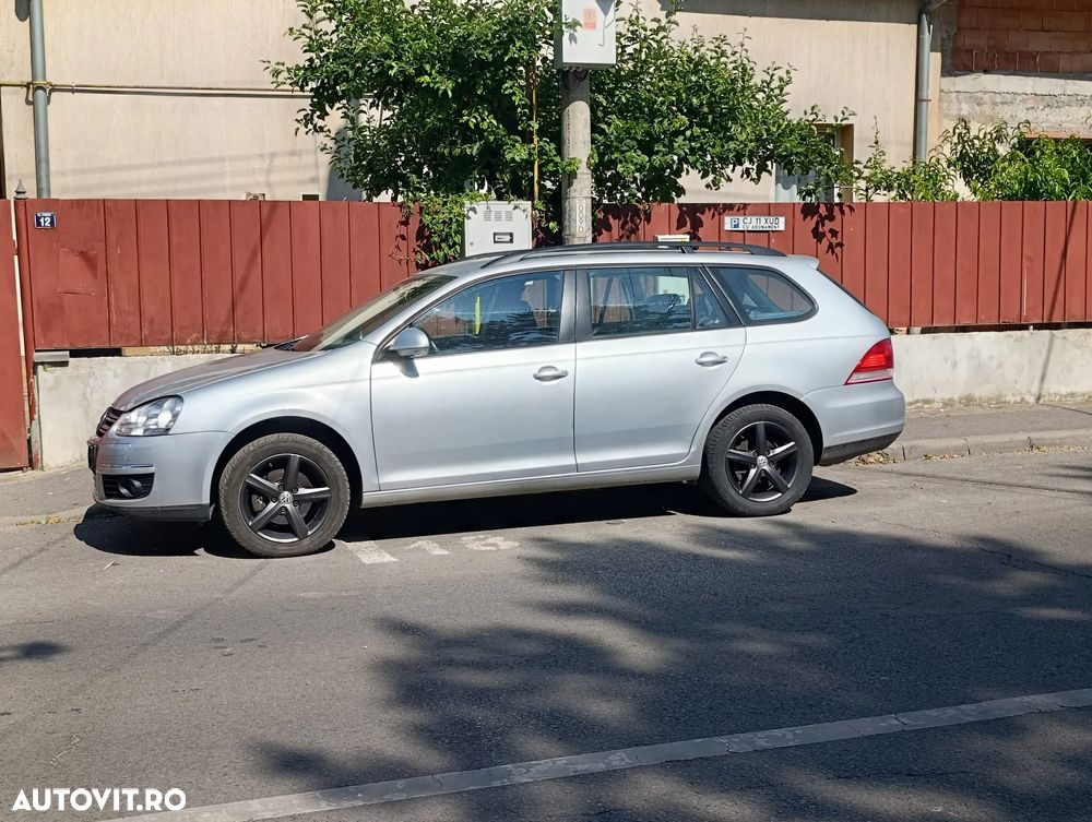 Volkswagen Golf 1.9 TDI DPF DSG Individual - 16