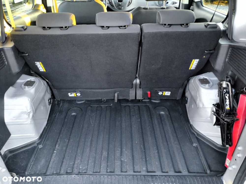 Ford Transit Courier Trend - 27