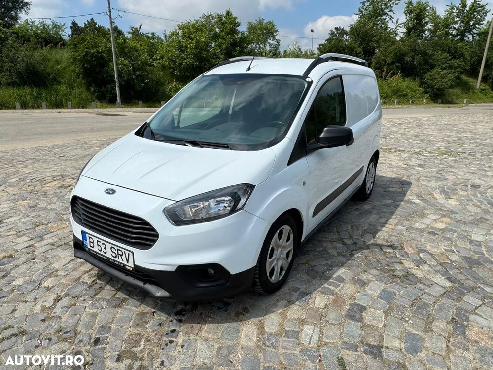 Ford Courier - 2