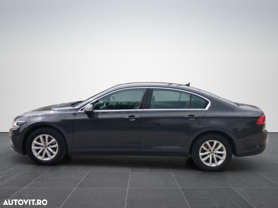 Volkswagen Passat - 3