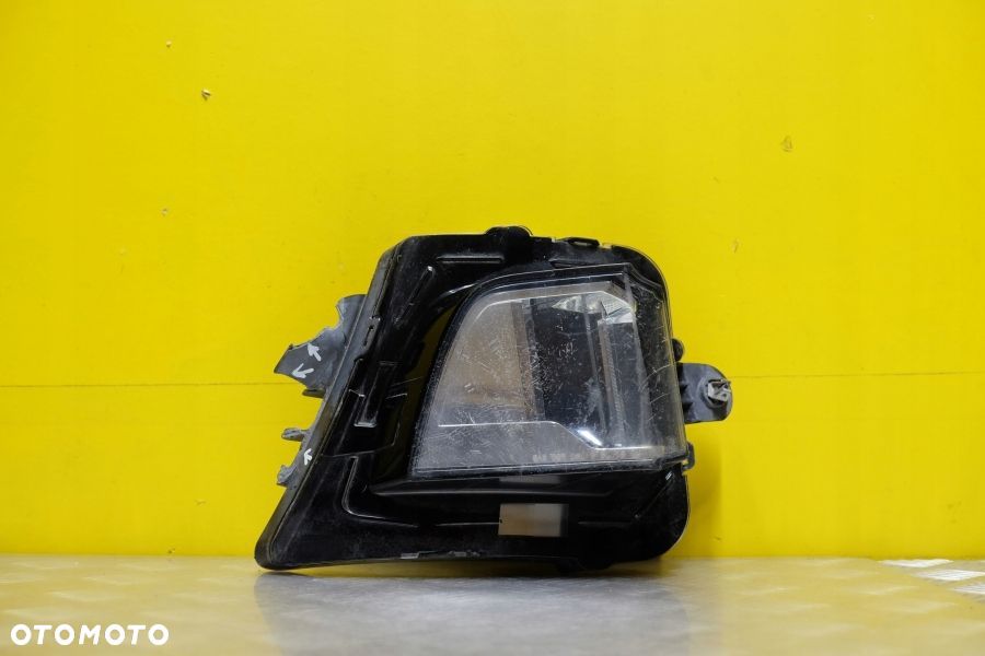 CADILLAC XTS 2018 2019 HALOGEN LAMPA LED DRL R USA - 1
