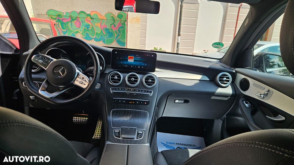 Mercedes-Benz GLC 300 4MATIC - 9